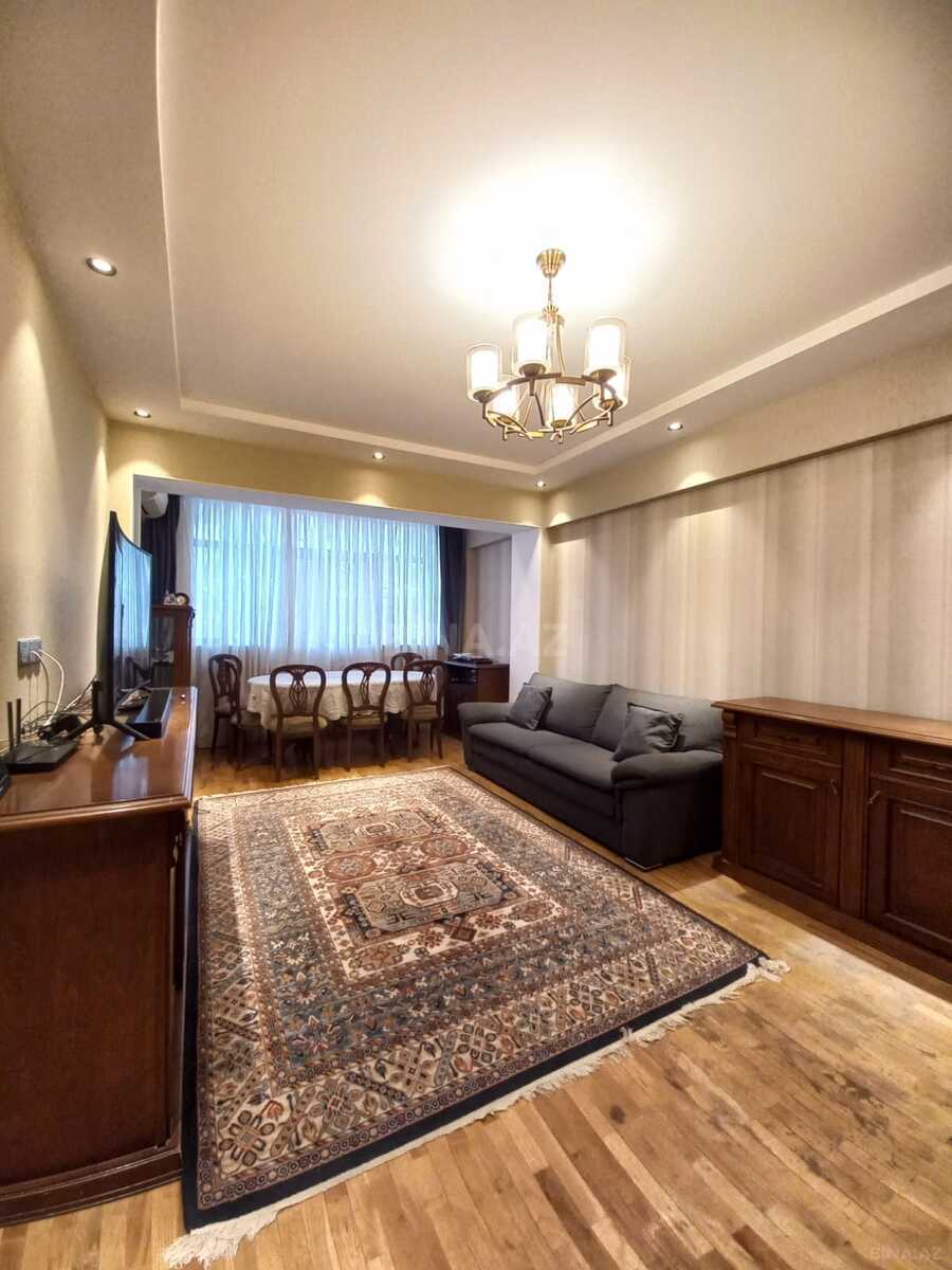 3-комн. вторичка - м. Элмляр Академиясы - 75 м² (1)