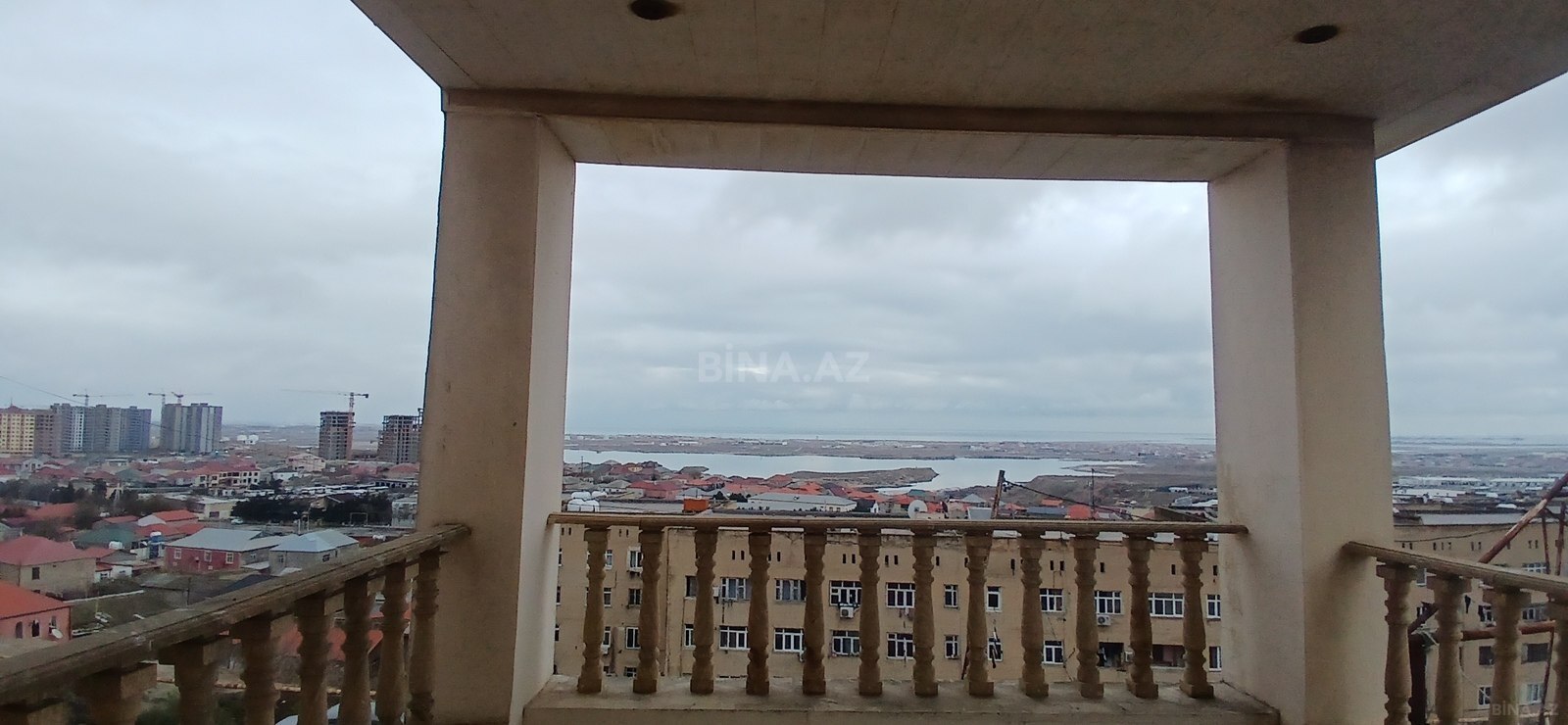 5 otaqlı həyət evi/bağ evi - Zığ q. - 263.5 m² (12)