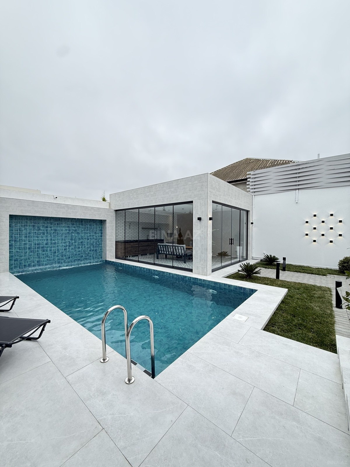 5 otaqlı həyət evi/bağ evi - Mərdəkan q. - 260 m² (10)