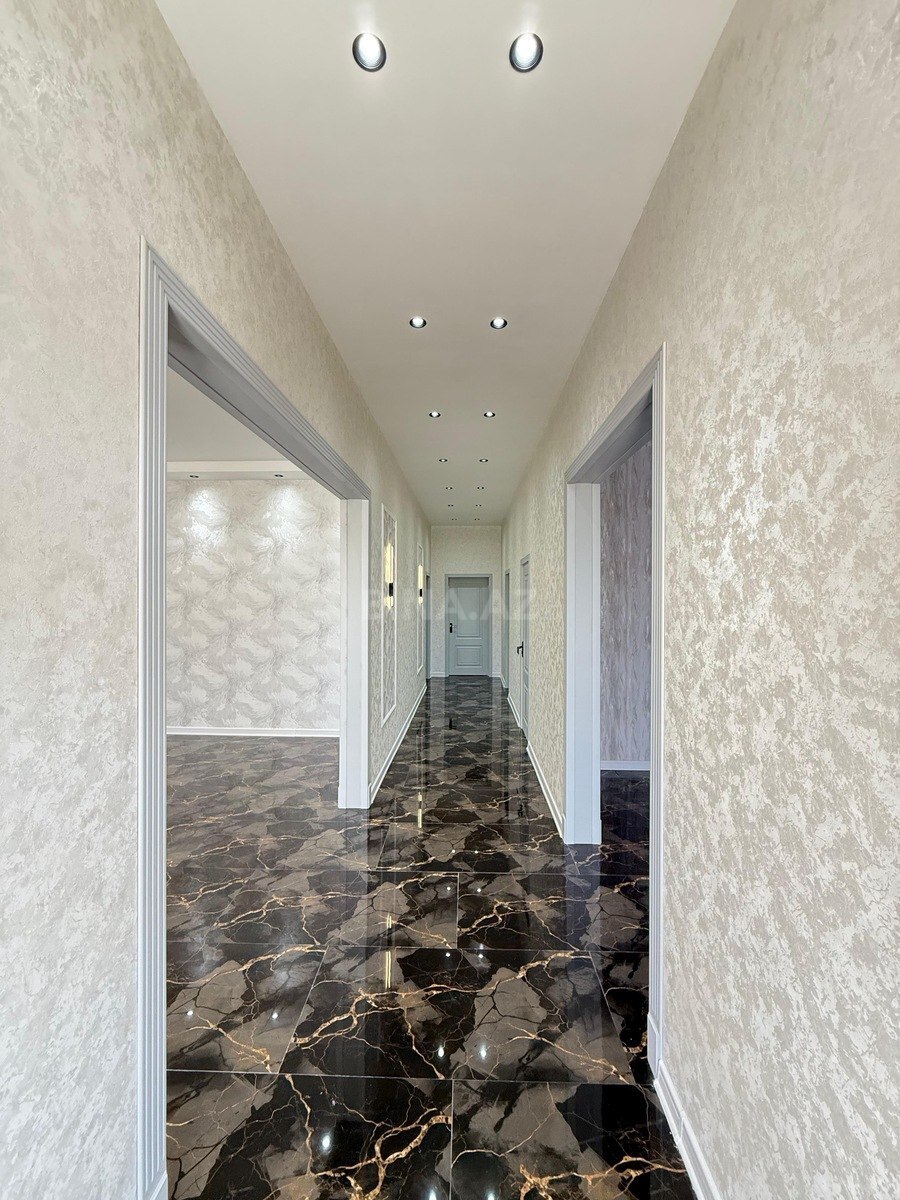 4 otaqlı həyət evi/bağ evi - Şüvəlan q. - 150 m² (16)