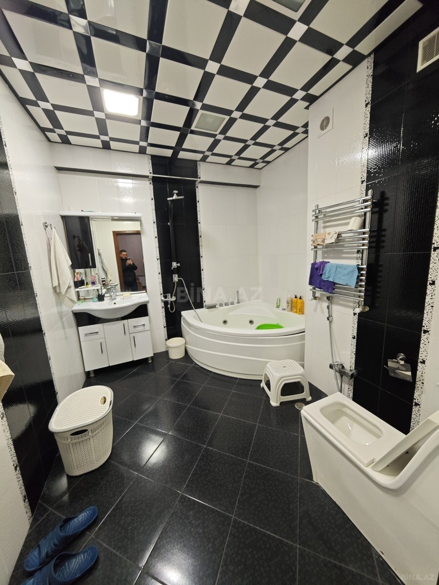 3 otaqlı Yeni tikili, Bakıxanov q., Bakı