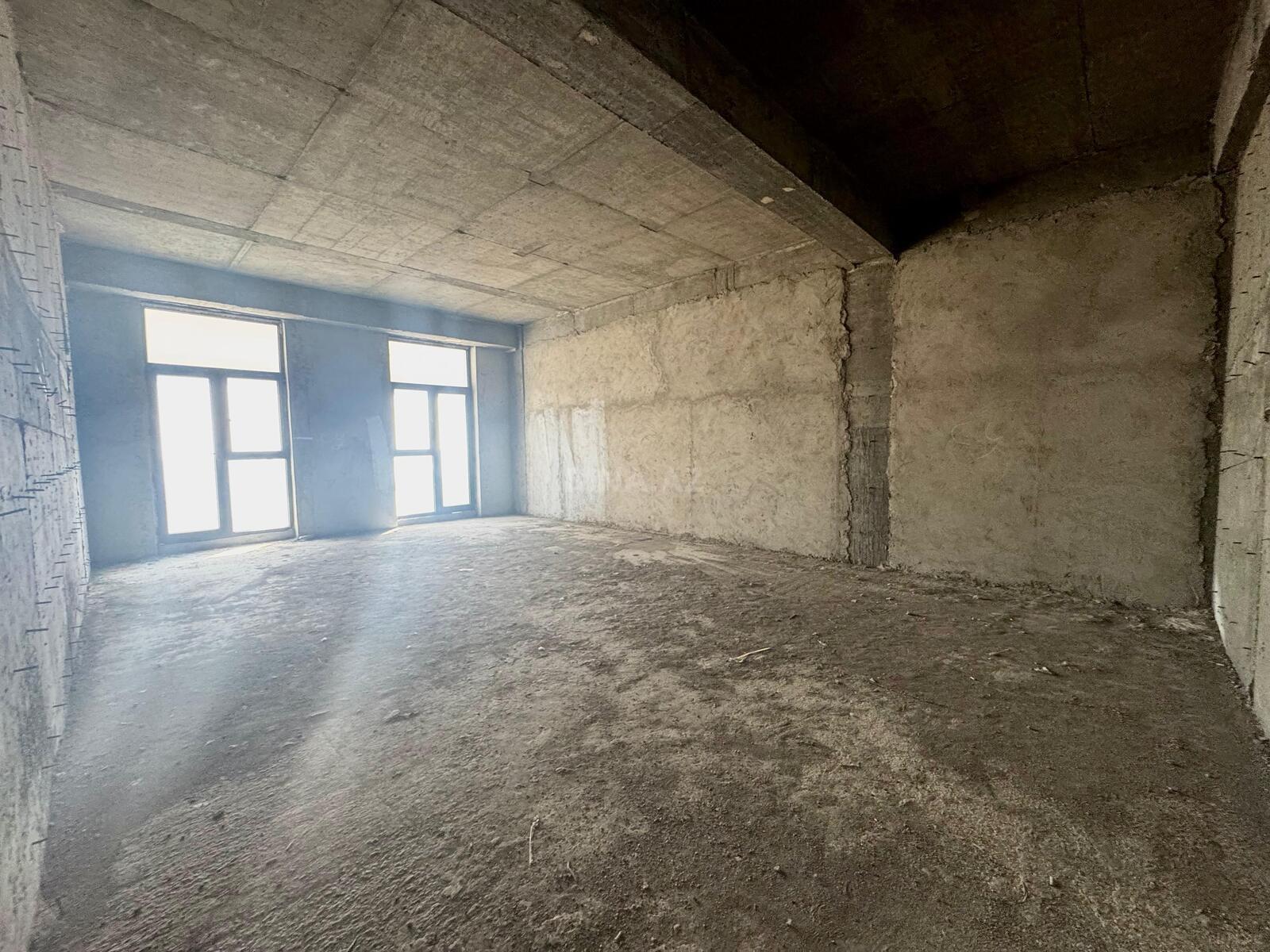 5-комн. новостройка - м. 28 мая - 295 м² (4)