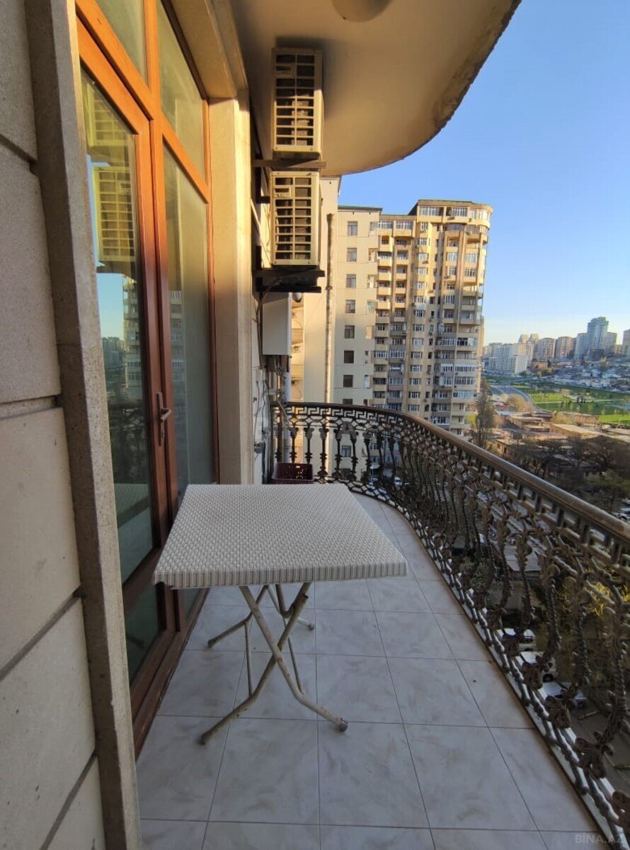 3 otaqlı yeni tikili - Nizami m. - 140 m² (15)