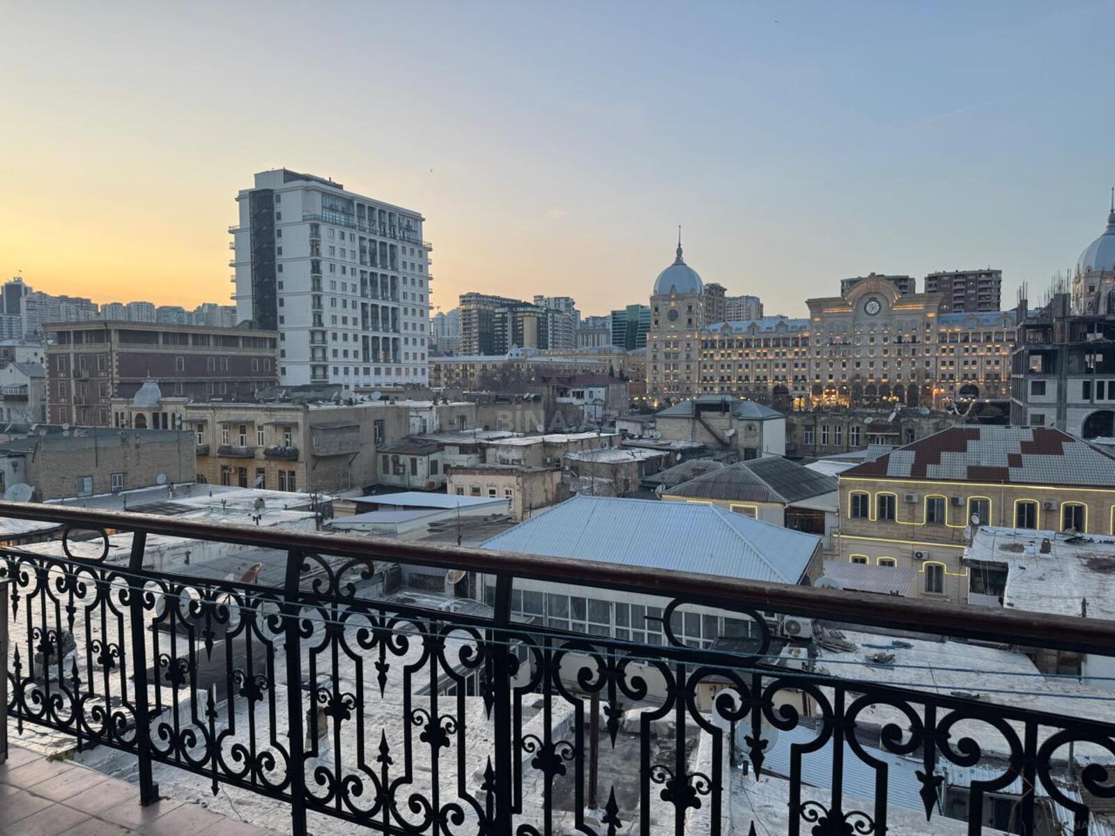 3 otaqlı köhnə tikili - Sahil m. - 120 m² (1)