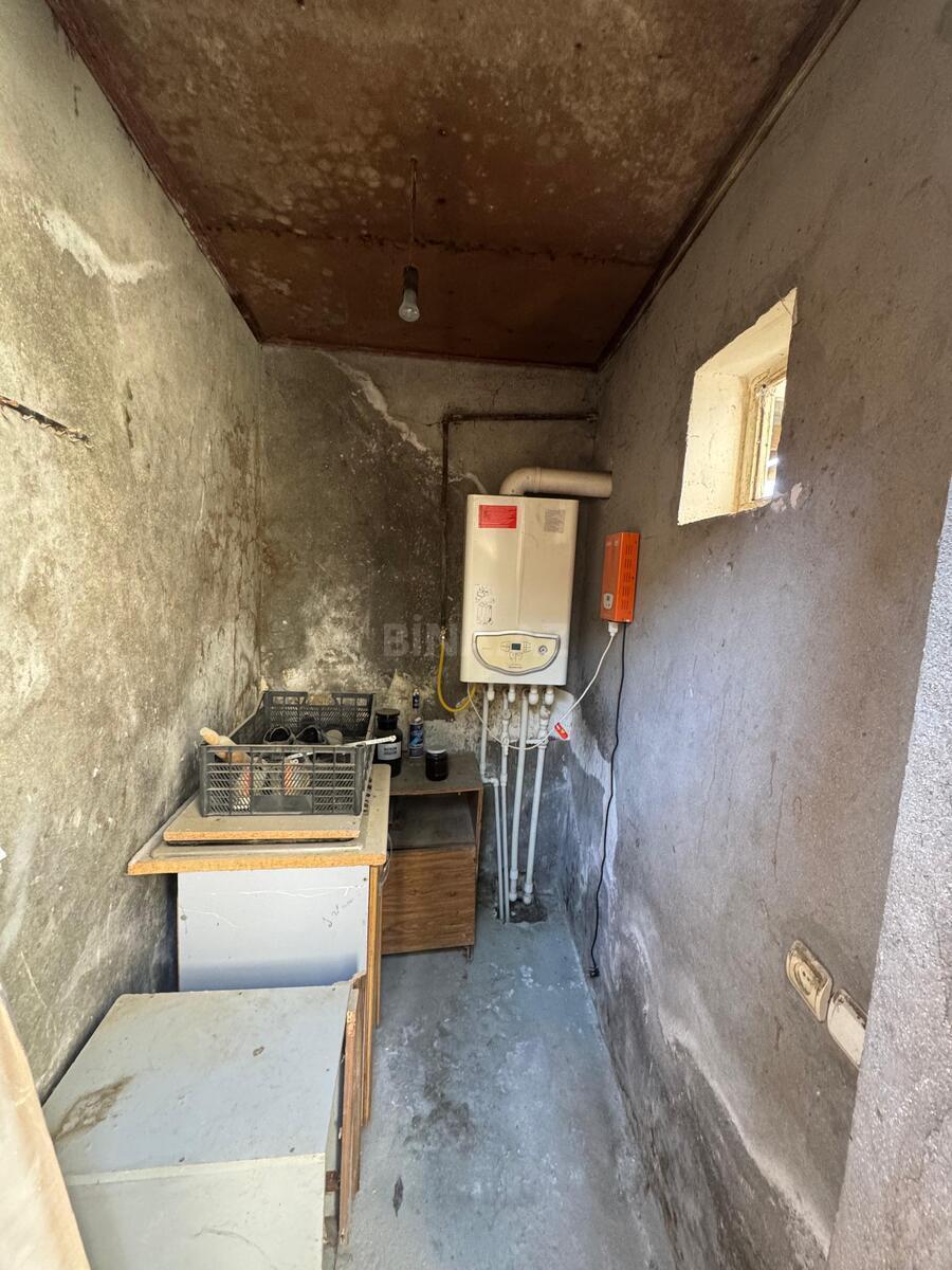 4 otaqlı həyət evi/bağ evi - Əmircan q. - 155 m² (15)