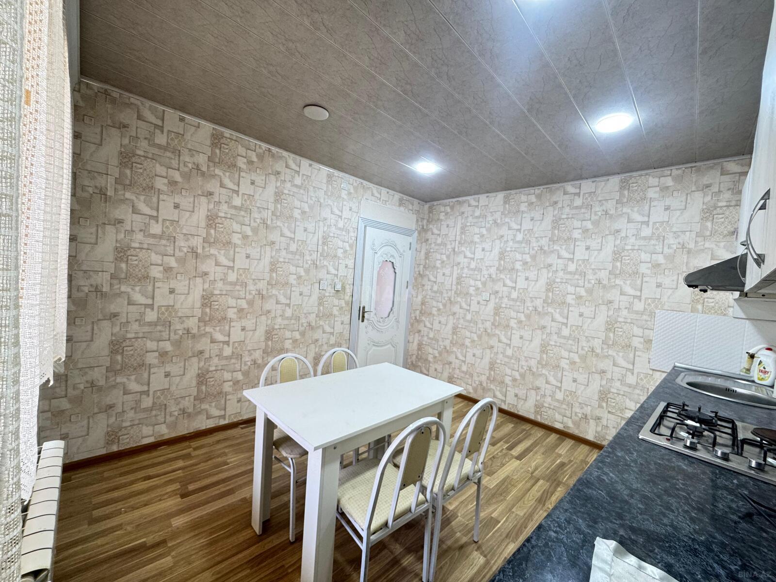 4 otaqlı həyət evi/bağ evi - Əmircan q. - 155 m² (10)