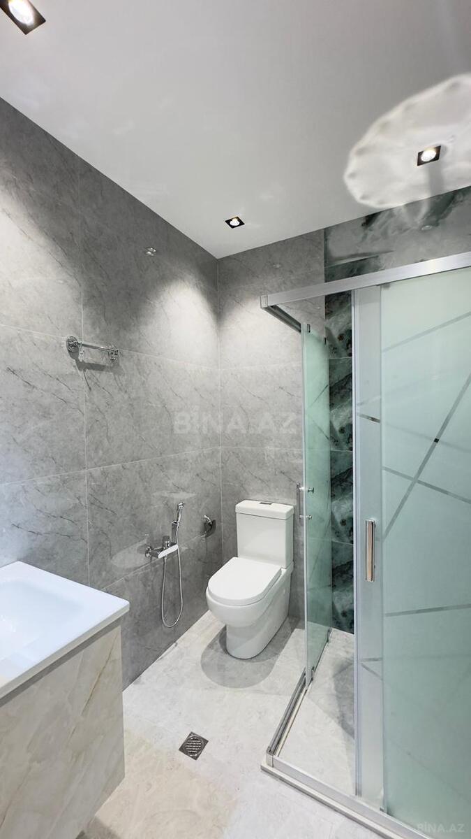 4 otaqlı həyət evi/bağ evi - Şüvəlan q. - 180 m² (22)
