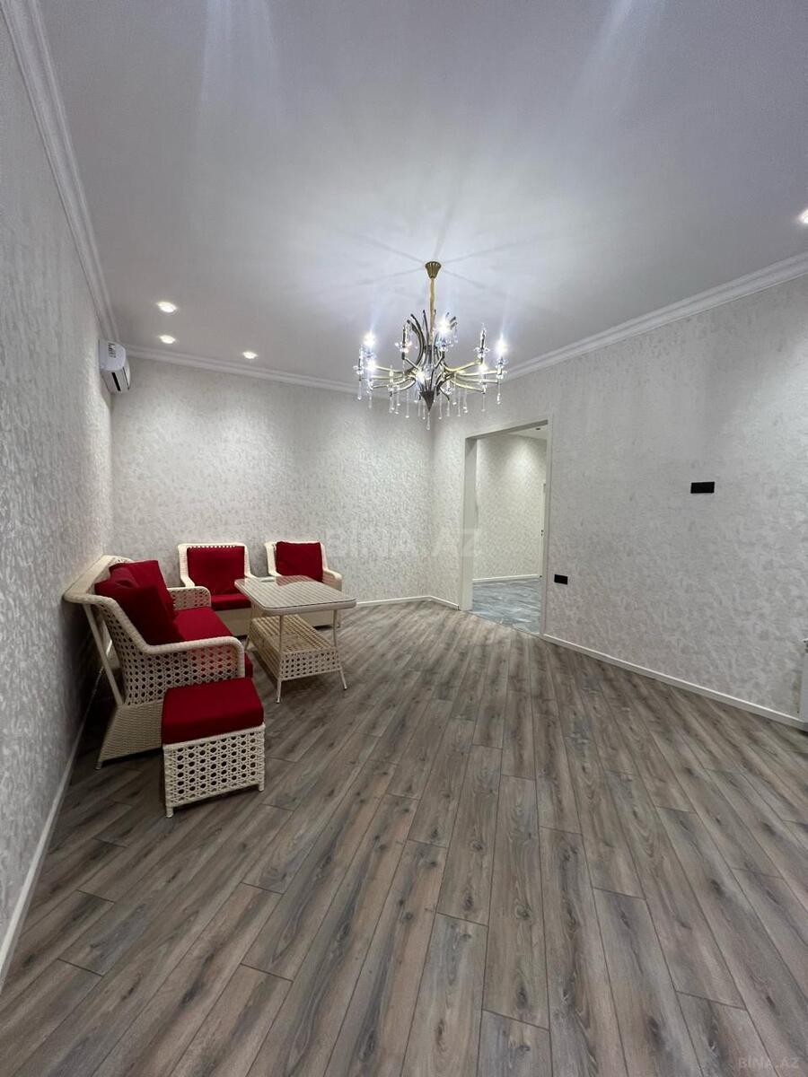 5 otaqlı həyət evi/bağ evi - Pirşağı q. - 250 m² (15)