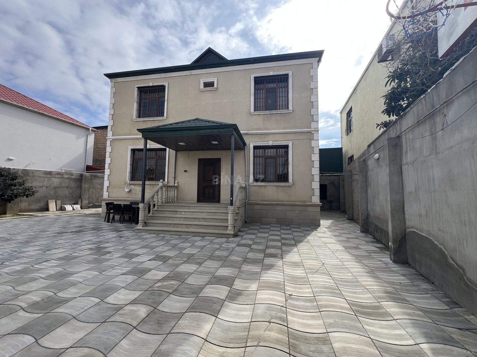 4 otaqlı həyət evi/bağ evi - Masazır q. - 160 m² (1)