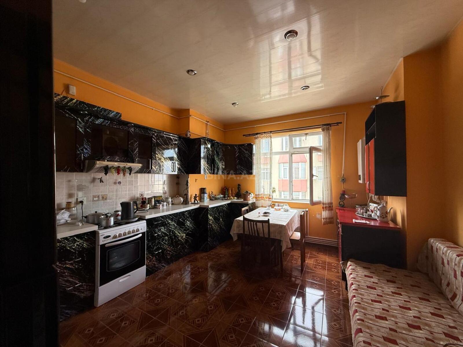 4 otaqlı yeni tikili - İnşaatçılar m. - 145 m² (2)