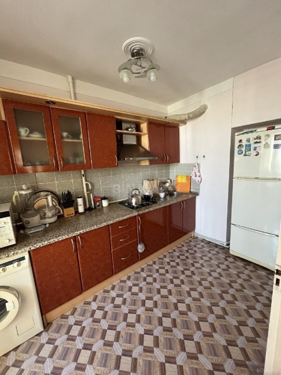 3 otaqlı köhnə tikili - 20 Yanvar m. - 90 m² (7)