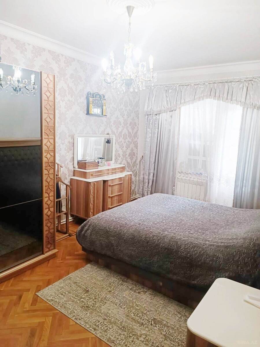 5 otaqlı köhnə tikili - 8-ci mikrorayon q. - 145 m² (2)