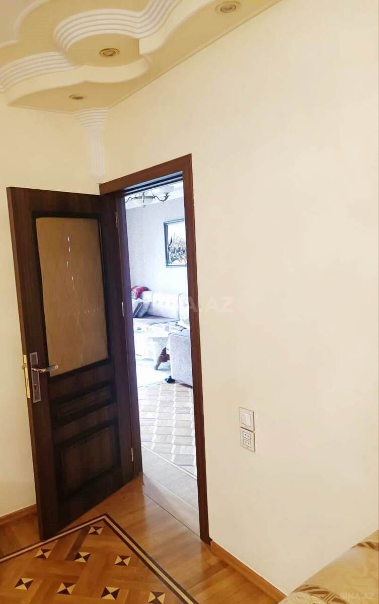 5 otaqlı köhnə tikili - 8-ci mikrorayon q. - 145 m² (14)