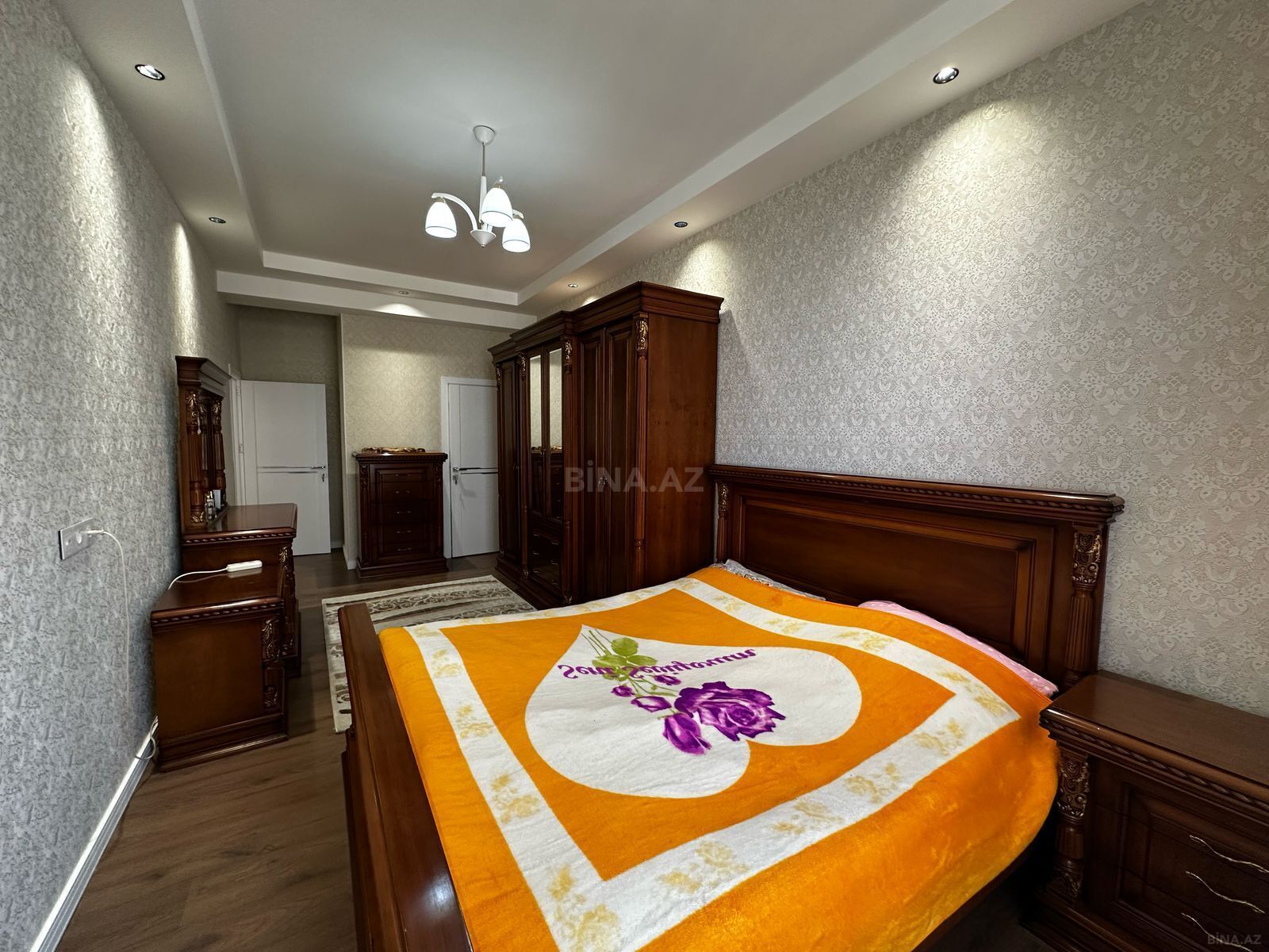 4 otaqlı yeni tikili - Şah İsmayıl Xətai m. - 192 m² (7)