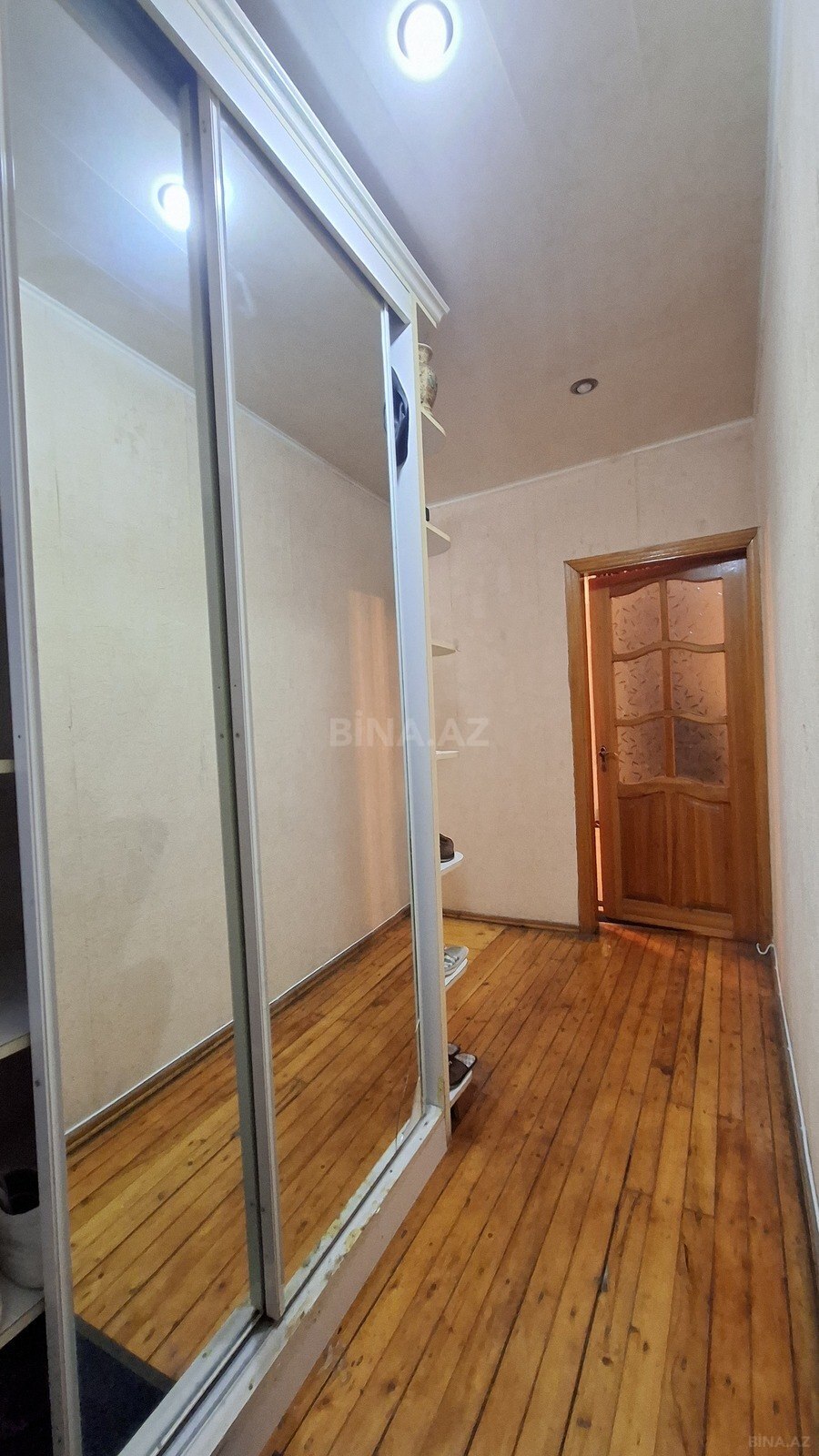 2 otaqlı köhnə tikili - Azadlıq Prospekti m. - 55 m² (23)