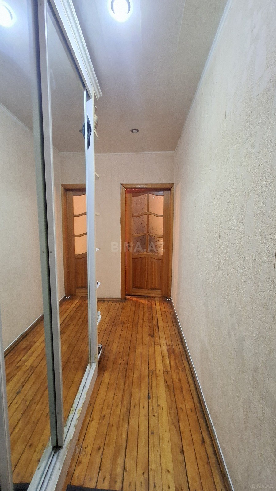 2 otaqlı köhnə tikili - Azadlıq Prospekti m. - 55 m² (21)