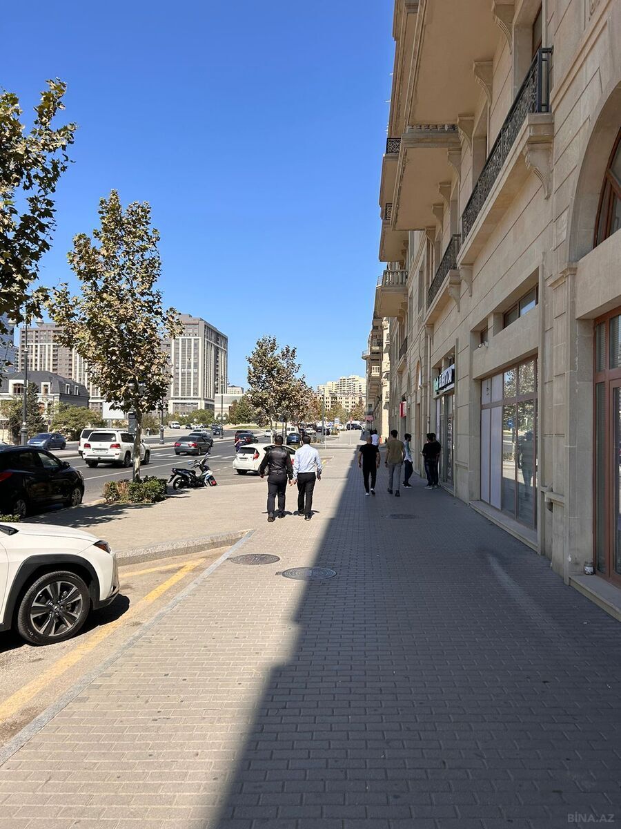 Obyekt - Ağ şəhər q. - 320 m² (1)