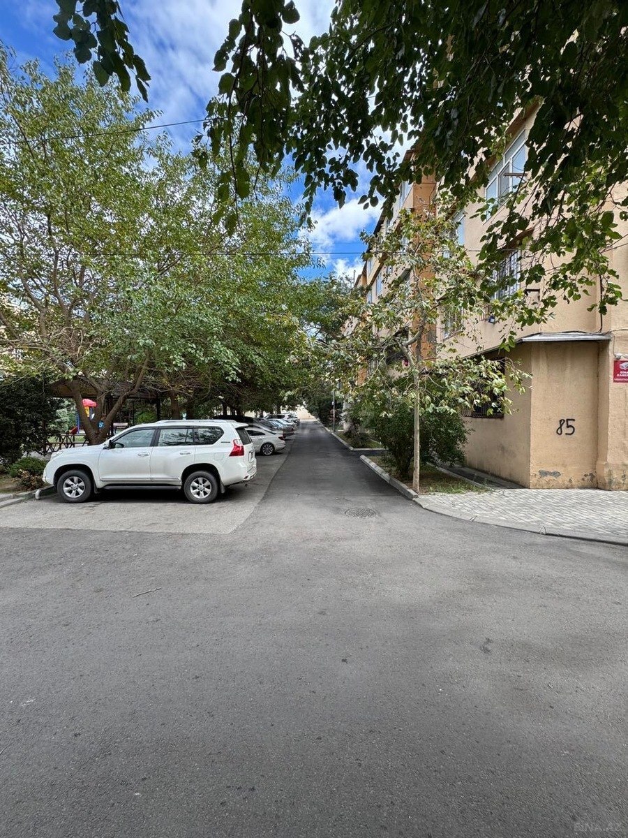 3 otaqlı köhnə tikili - Azadlıq Prospekti m. - 80 m² (14)