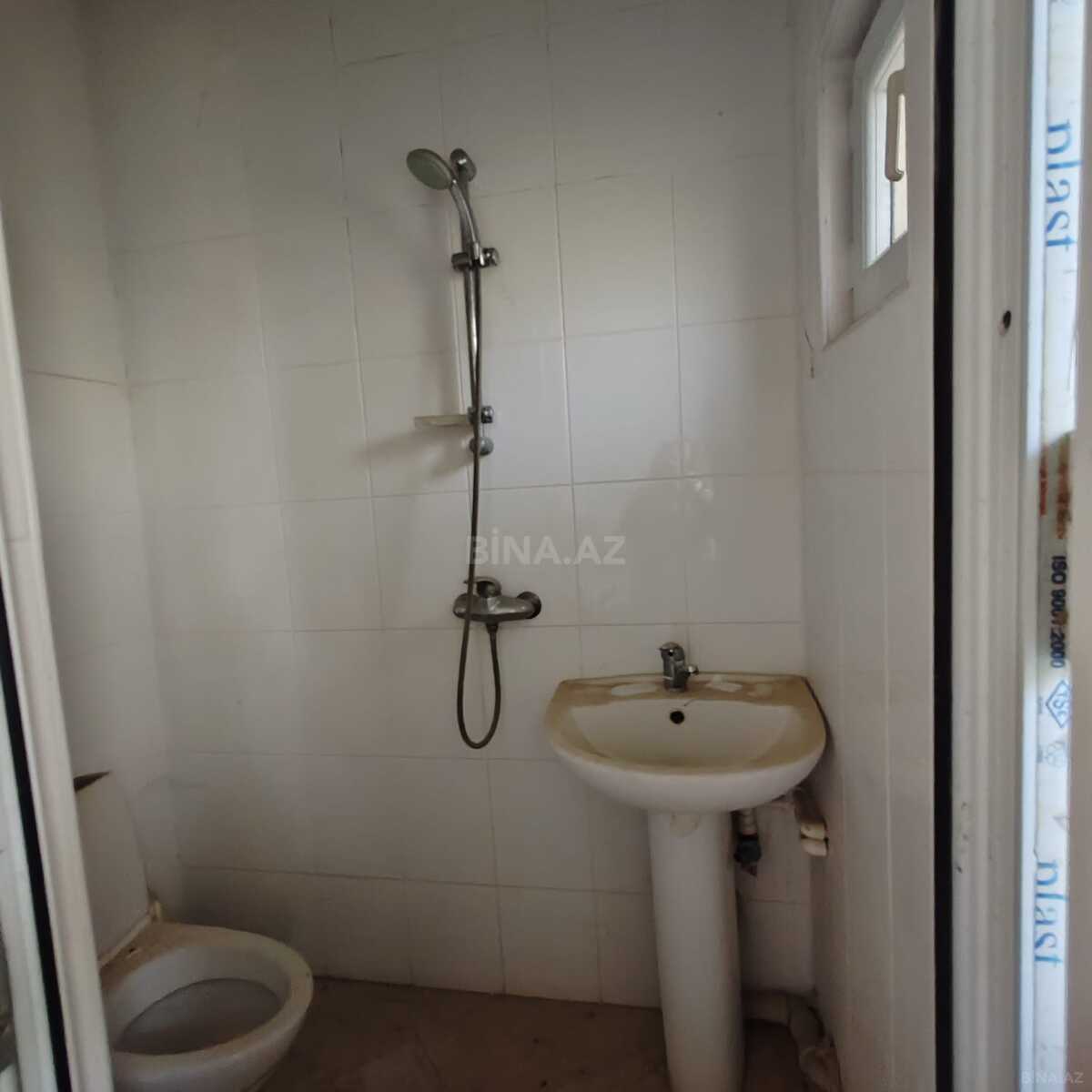 8 otaqlı həyət evi/bağ evi - Buzovna q. - 380 m² (30)