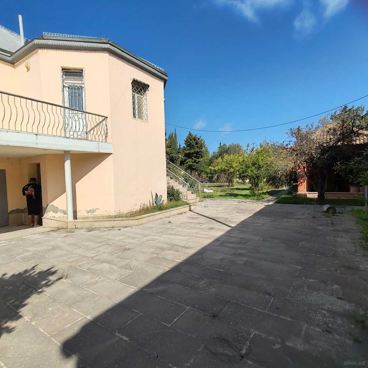 8 otaqlı həyət evi/bağ evi - Buzovna q. - 380 m² (8)