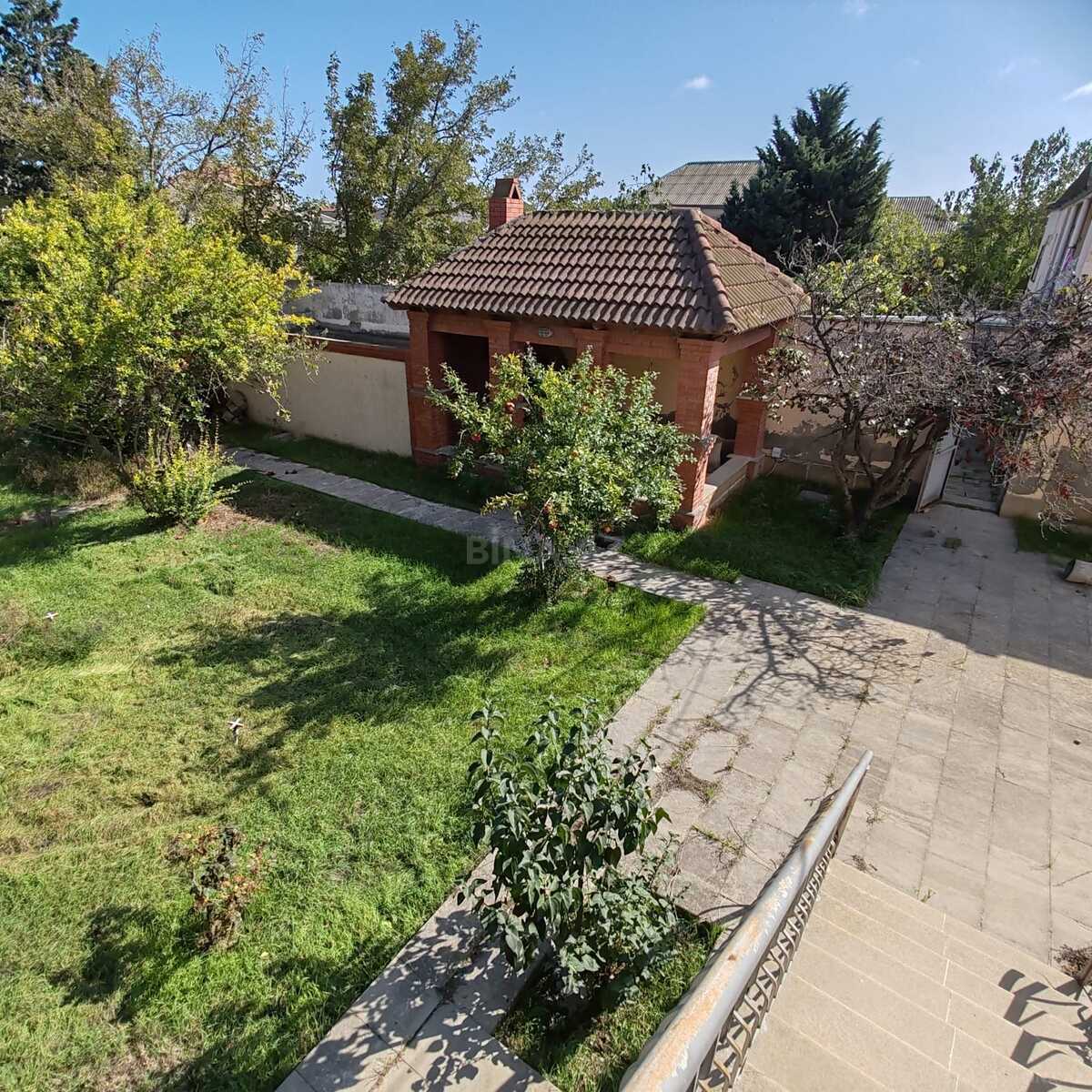 8 otaqlı həyət evi/bağ evi - Buzovna q. - 380 m² (15)