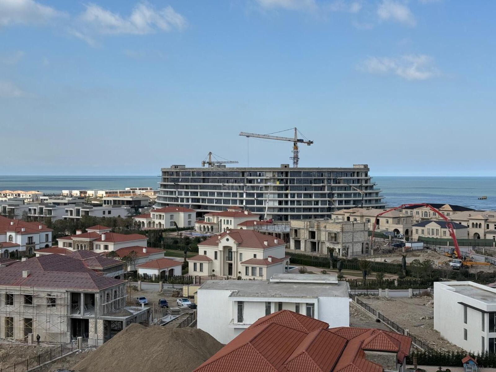 4 otaqlı yeni tikili - Nardaran q. - 208.5 m² (2)