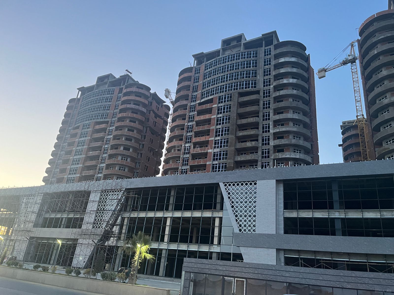 2 otaqlı yeni tikili - Lökbatan q. - 77 m² (1)