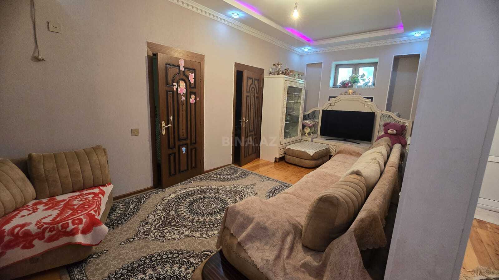 4 otaqlı həyət evi/bağ evi - M.Ə.Rəsulzadə q. - 97 m² (3)