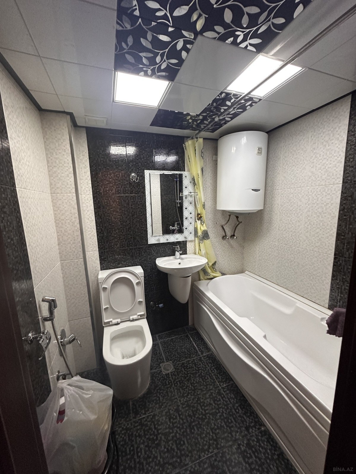 2 otaqlı köhnə tikili - 8-ci mikrorayon q. - 55 m² (5)