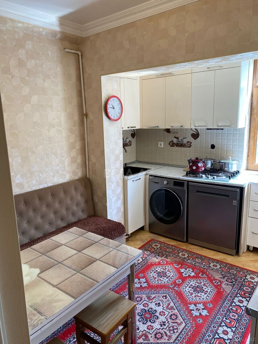 5 otaqlı köhnə tikili - İnşaatçılar m. - 120 m² (12)