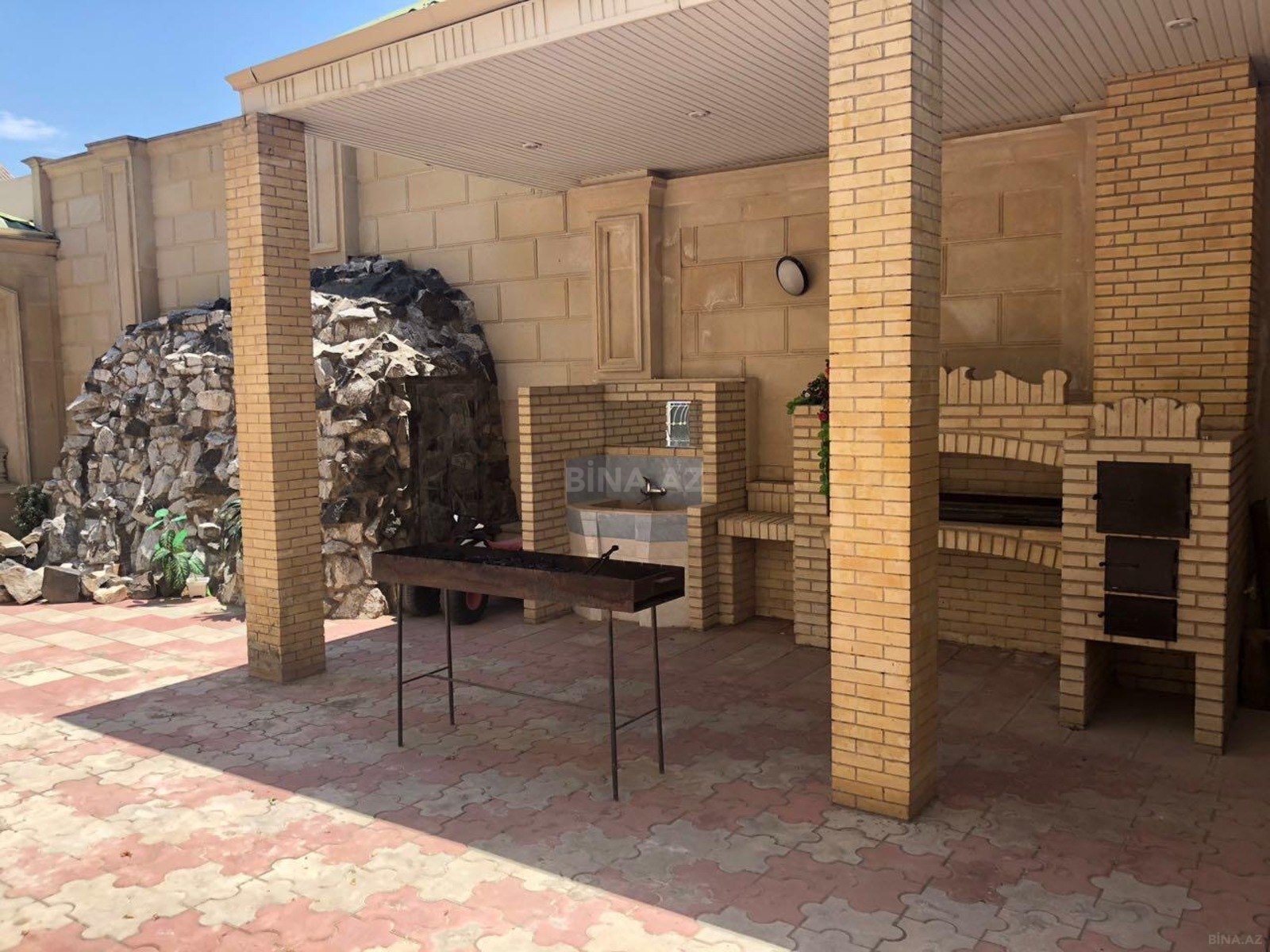9-комн. дом/дача - пос. Новханы - 700 м² (24)