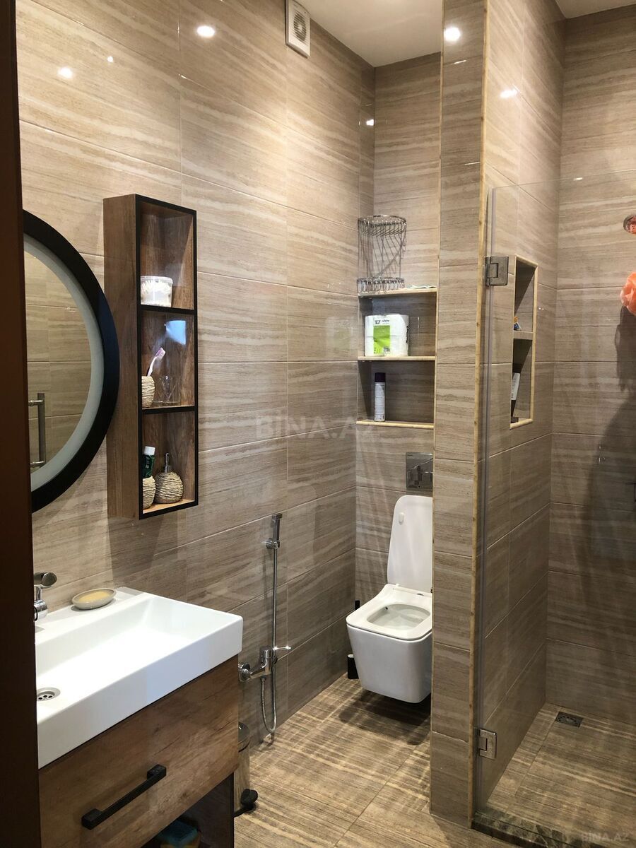 5 otaqlı həyət evi/bağ evi - Novxanı q. - 350 m² (17)