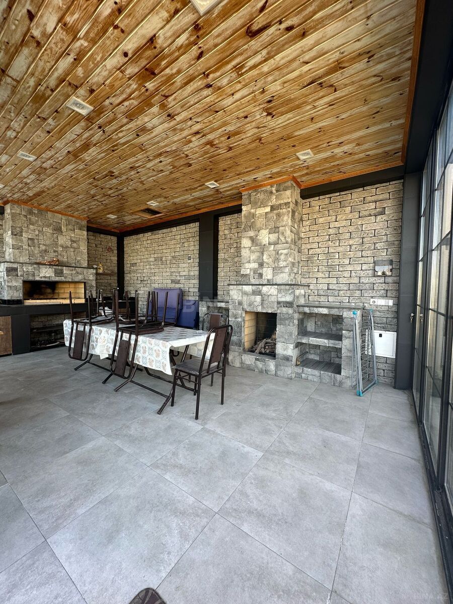 5 otaqlı həyət evi/bağ evi - Novxanı q. - 350 m² (14)