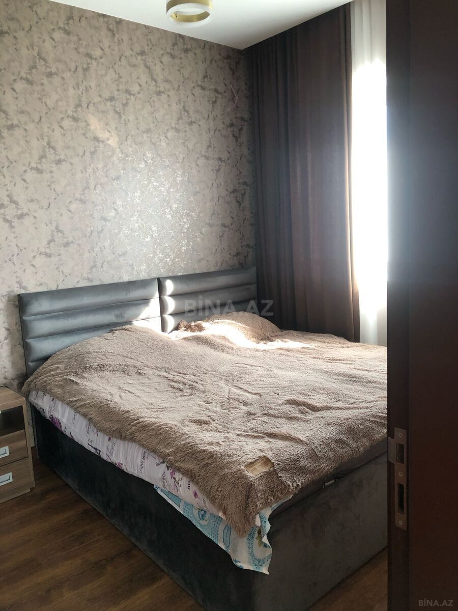 5 otaqlı həyət evi/bağ evi - Novxanı q. - 350 m² (13)