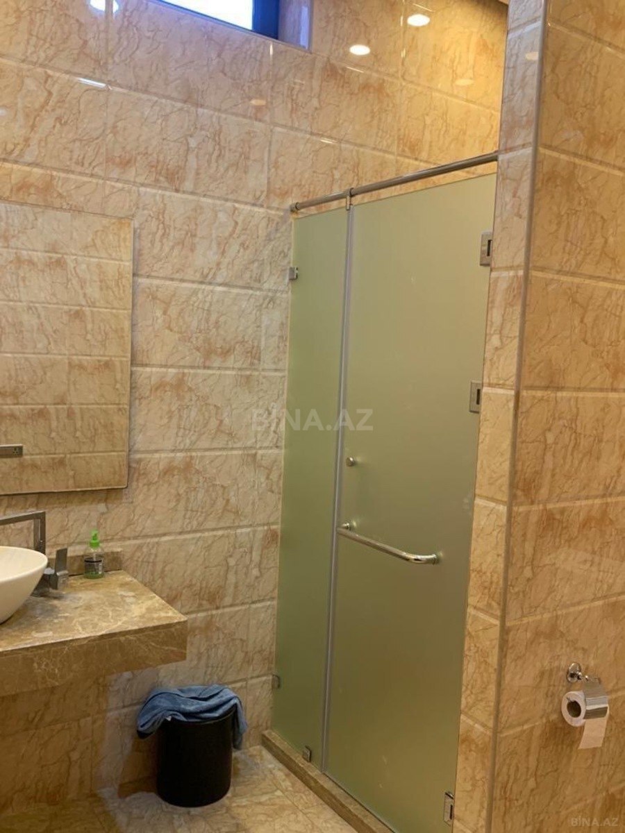 6 otaqlı həyət evi/bağ evi - Şüvəlan q. - 600 m² (26)