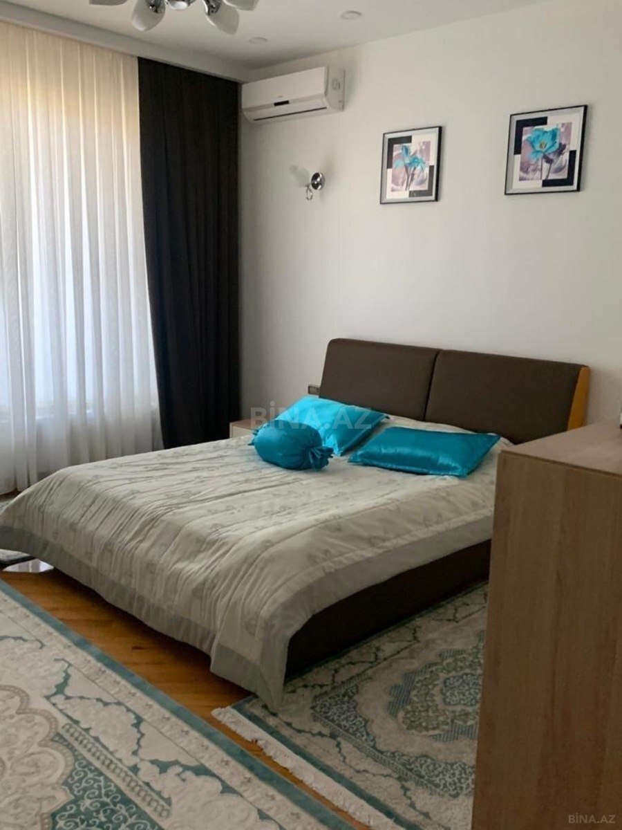 6 otaqlı həyət evi/bağ evi - Şüvəlan q. - 600 m² (19)