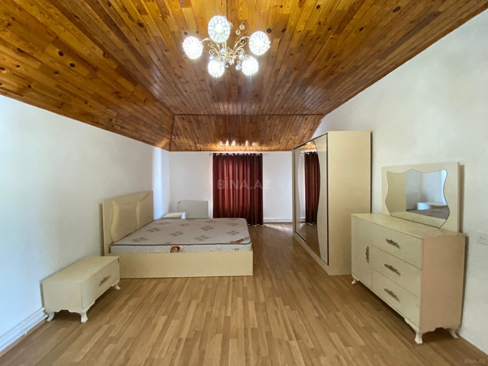 6-комн. дом/дача - пос. Бильгях - 350 м² (18)