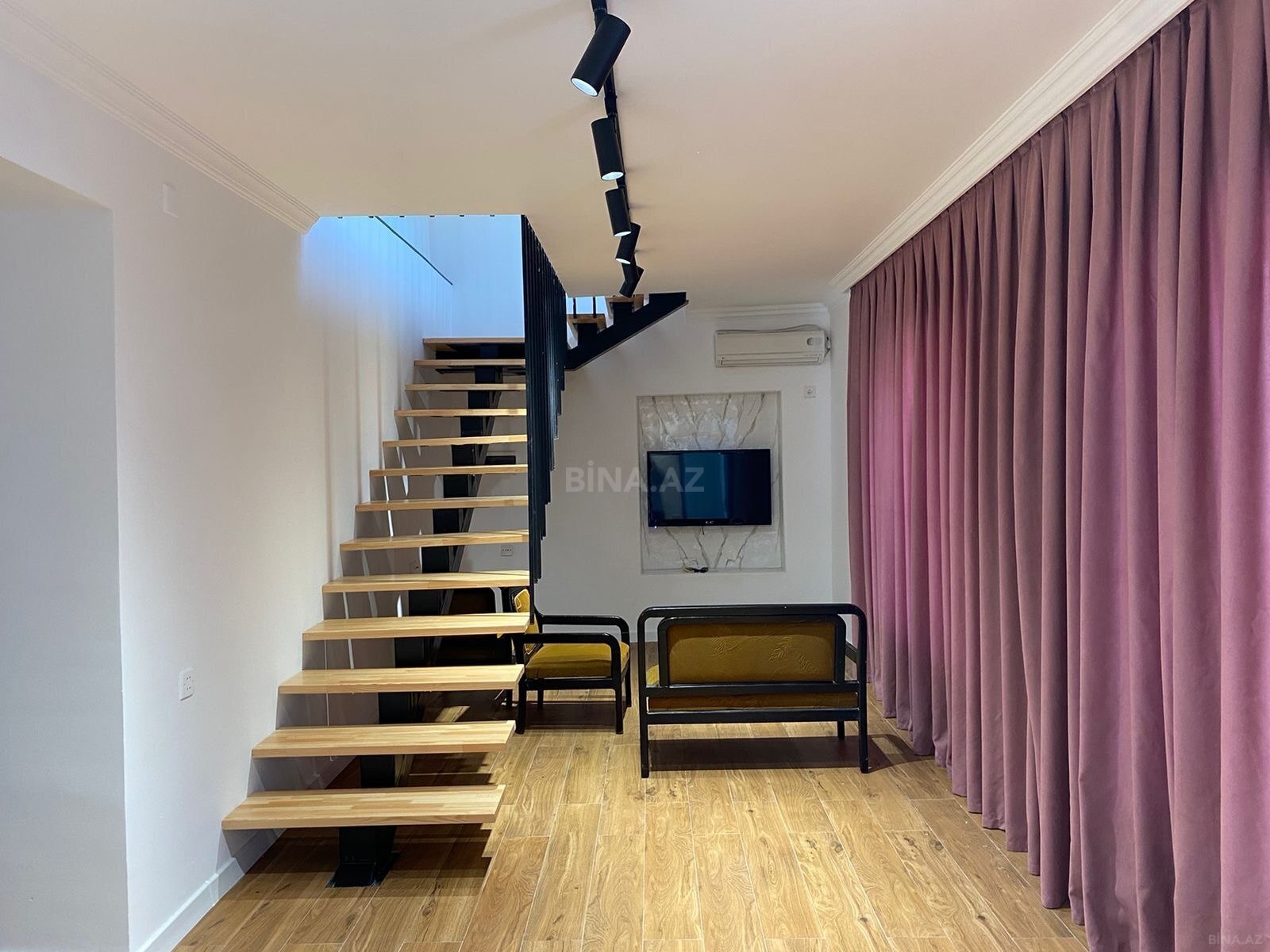 6-комн. дом/дача - пос. Бильгях - 350 м² (9)