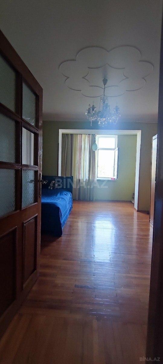 4 otaqlı köhnə tikili - Bakıxanov q. - 100 m² (22)