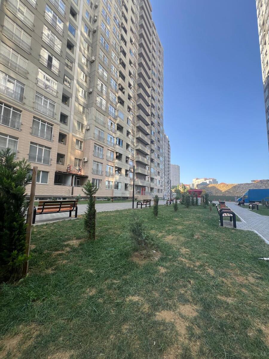 3 otaqlı yeni tikili - 20 Yanvar m. - 105 m² (2)