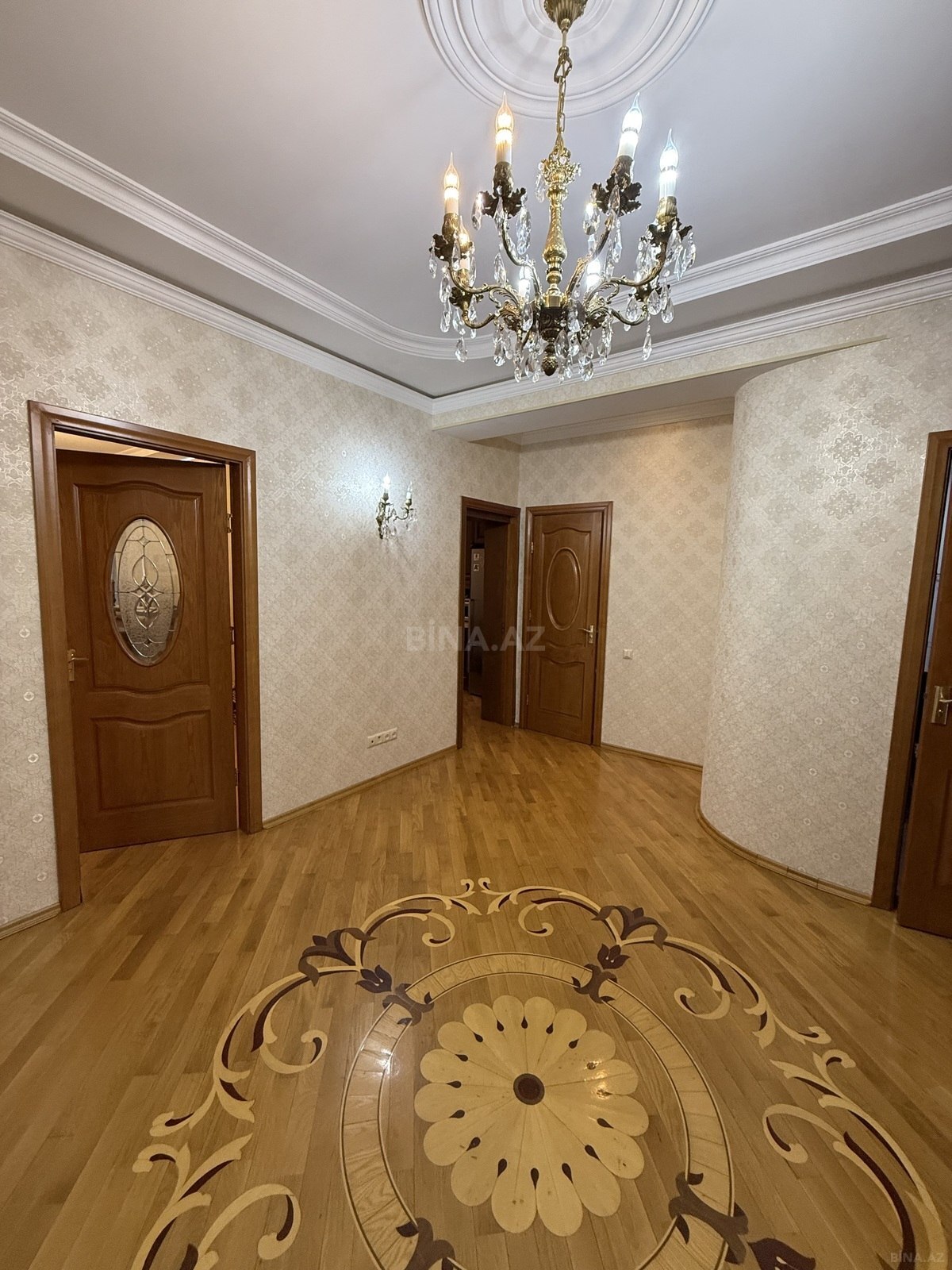 3-комн. новостройка - м. 8 ноября - 126 м² (10)