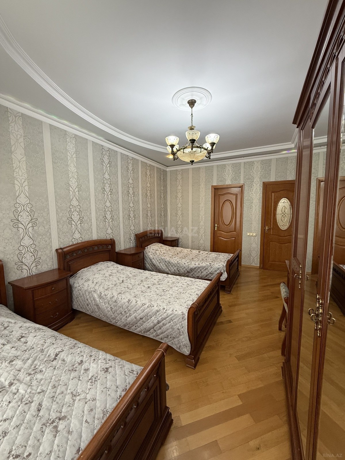 3-комн. новостройка - м. 8 ноября - 126 м² (9)