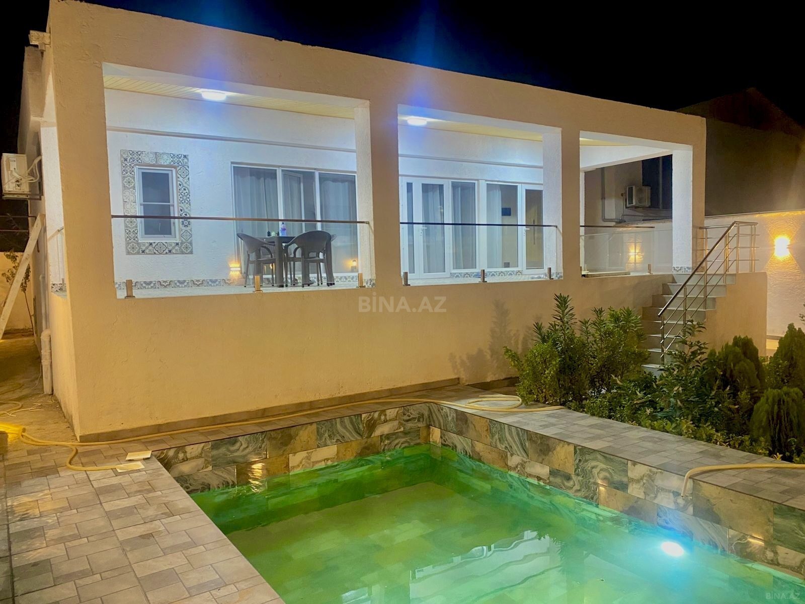 3 otaqlı həyət evi/bağ evi - Novxanı q. - 100 m² (1)