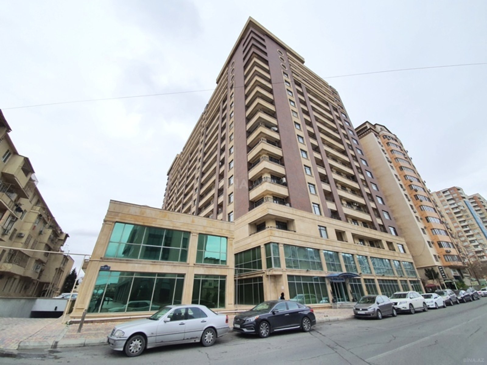 3 otaqlı yeni tikili - Şah İsmayıl Xətai m. - 150 m² (1)