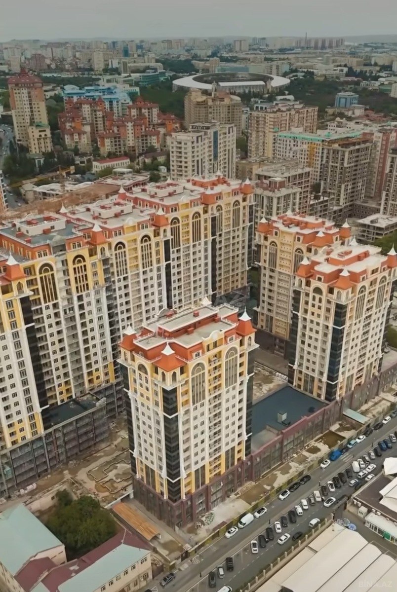 3 otaqlı yeni tikili - 28 May m. - 112 m² (1)