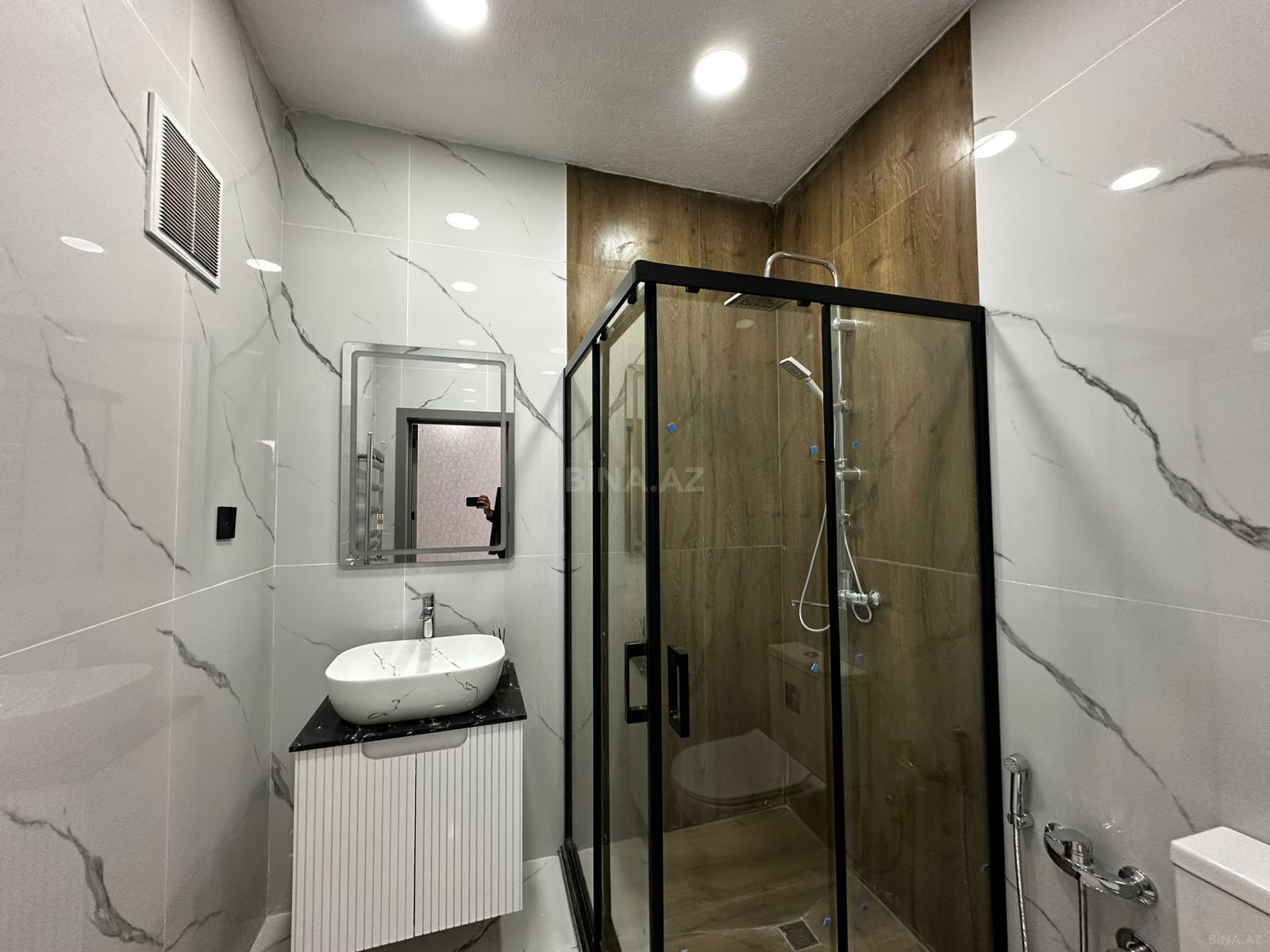 4 otaqlı həyət evi/bağ evi - Şüvəlan q. - 150 m² (10)