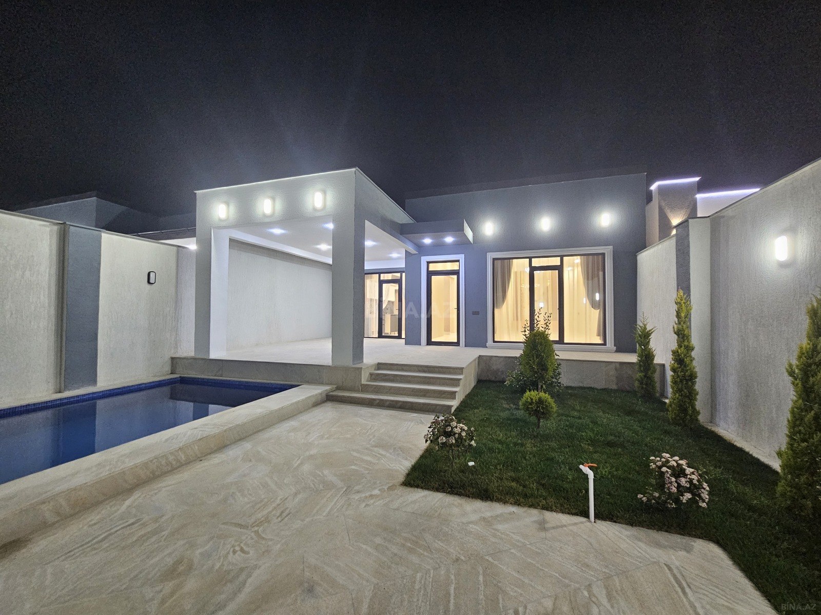 4 otaqlı həyət evi/bağ evi - Şüvəlan q. - 150 m² (22)