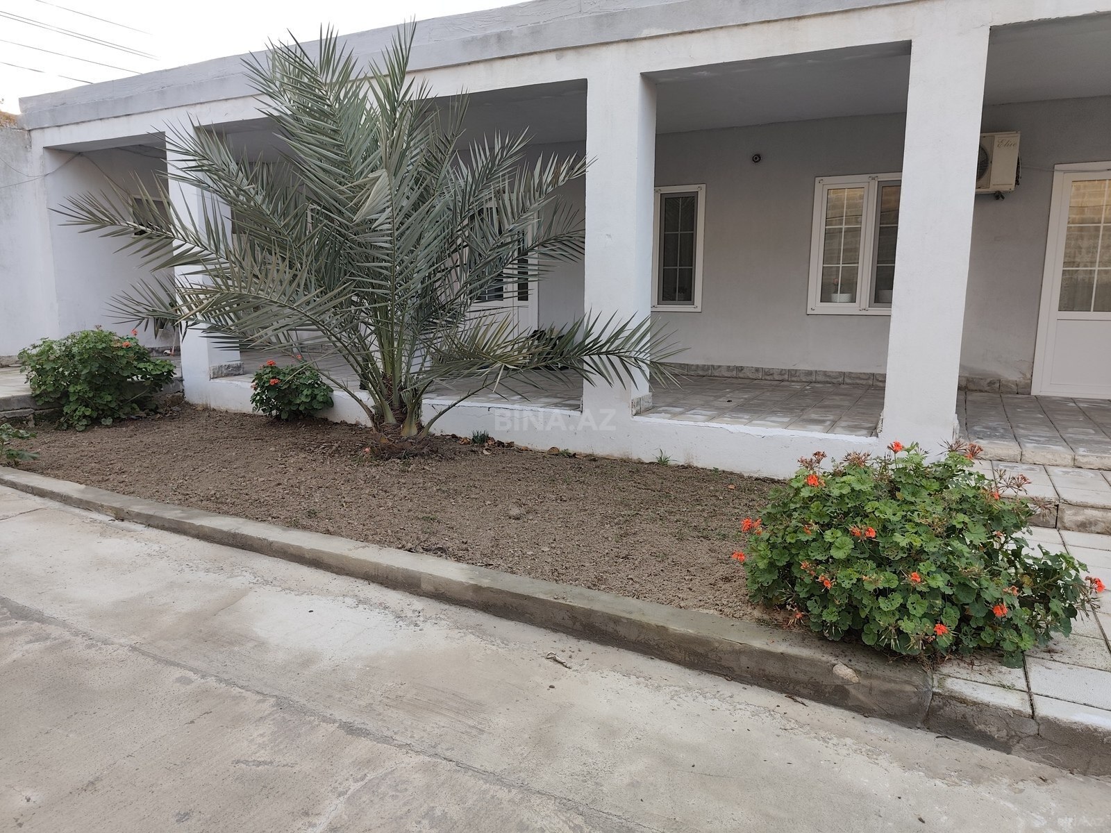 5 otaqlı həyət evi/bağ evi - Maştağa q. - 200 m² (1)