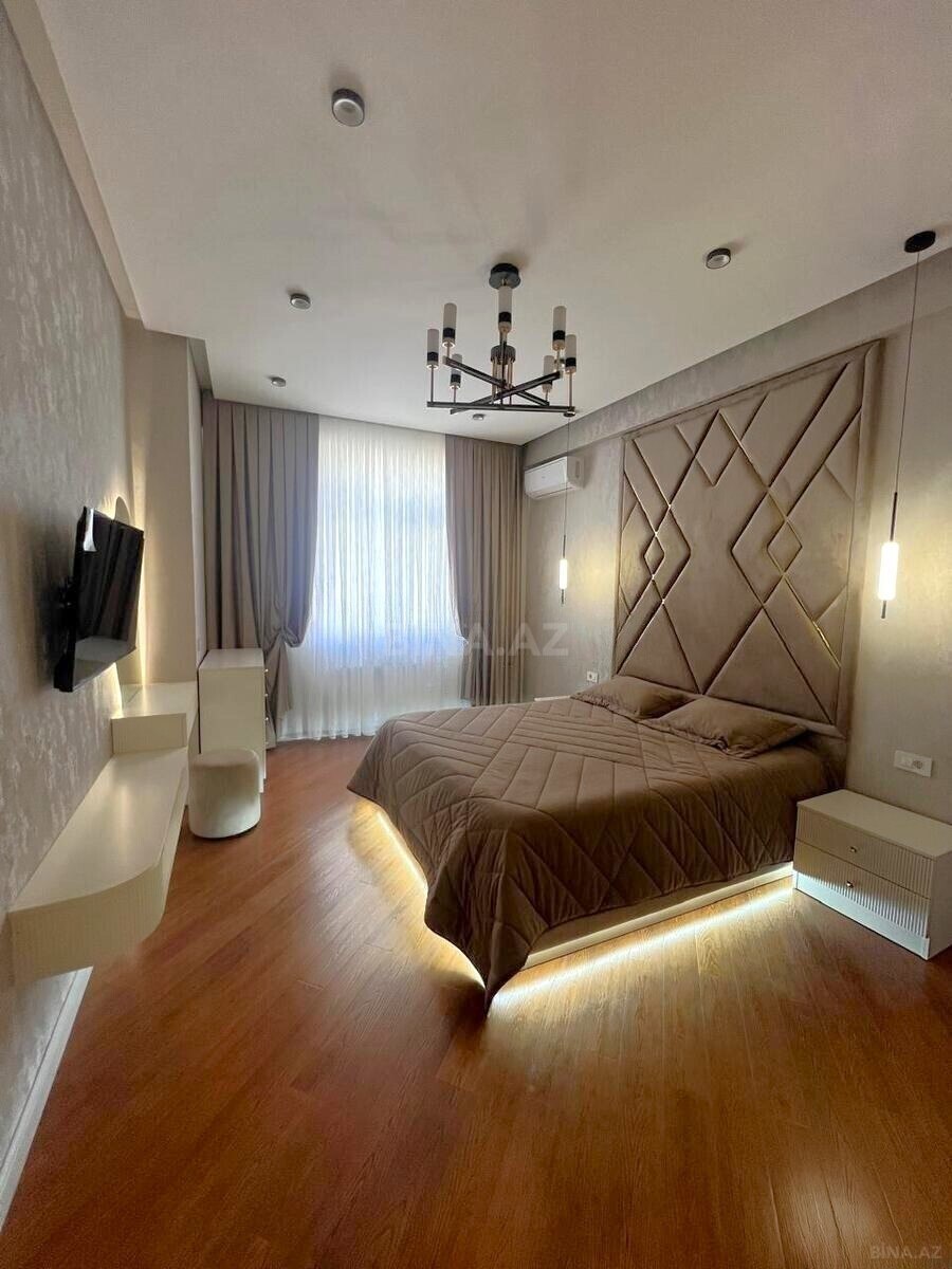 4-комн. новостройка - м. 8 ноября - 150 м² (2)