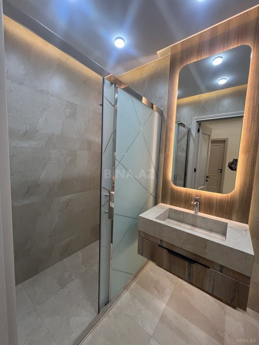 4-комн. новостройка - м. 8 ноября - 150 м² (12)